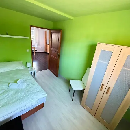 Quiet With Kitchen, Parking & Laundry * Ruedtligen-Alchenflueh