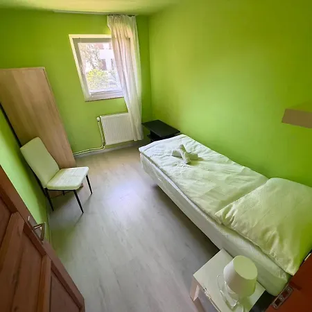 Appartement Quiet With Kitchen, Parking & Laundry *