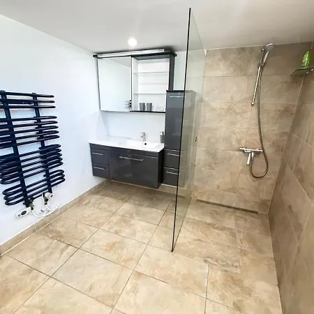 Appartement Quiet With Kitchen, Parking & Laundry Ruedtligen-Alchenflueh